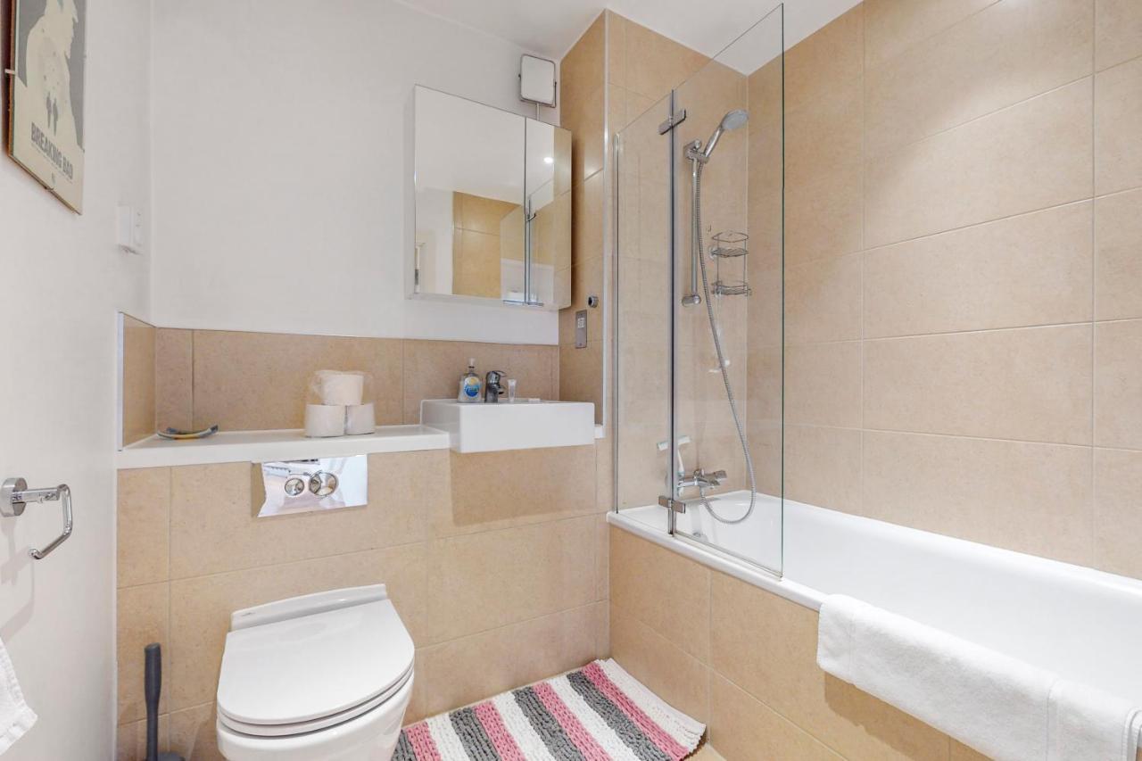 Lovely 1 Bed Apartment In Streatham Londres Exterior foto